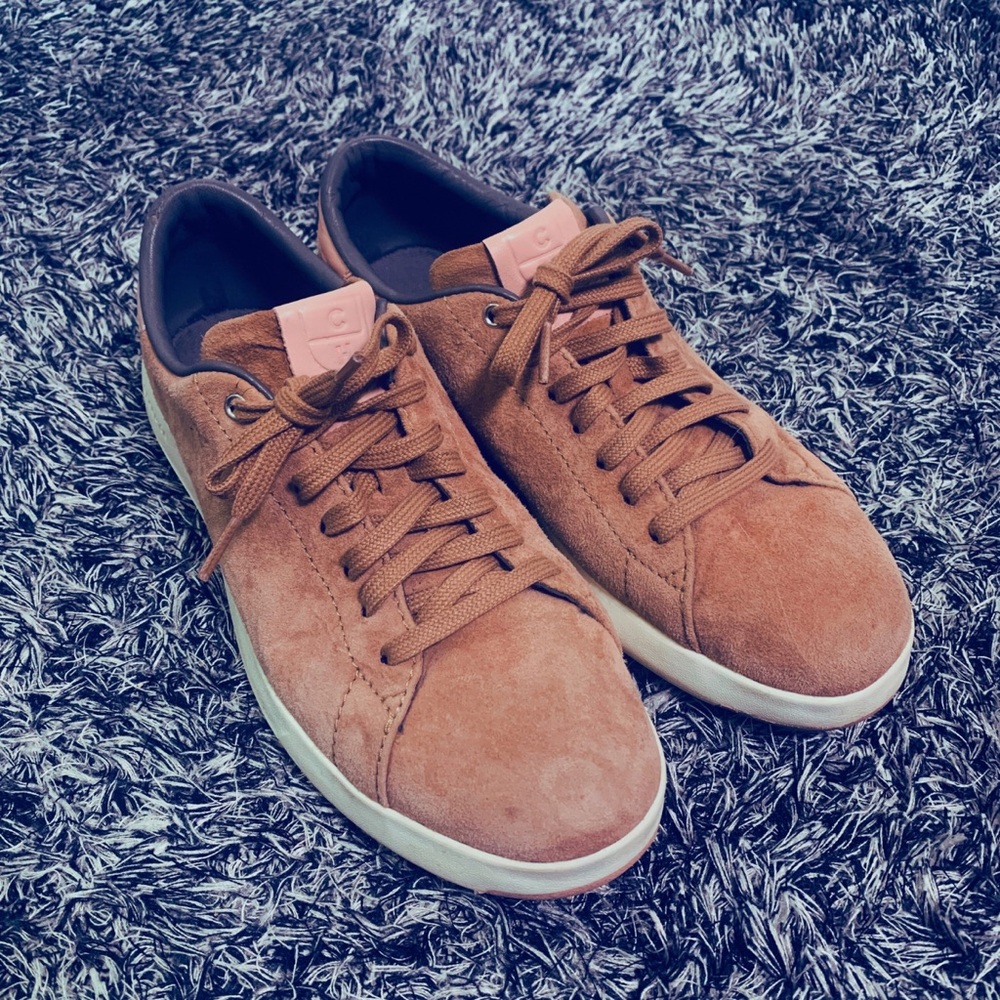 Cole Haan Grandpro OS Suede Sneakers Tennis Shoe Lace Up Preppy women’s 8.5 B